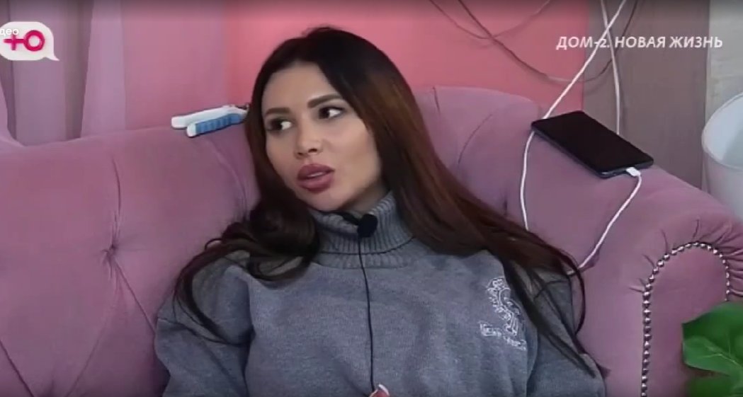 Клавдия Безверхова поссорилась с приятелем на программе "Пусть говорят"