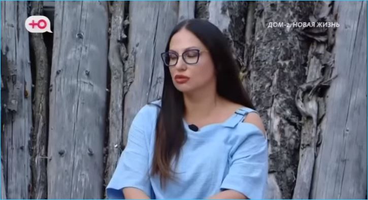 Светлана Прель поддержала Тиграна Салибекова в дискуссии о привлекательности семечек.