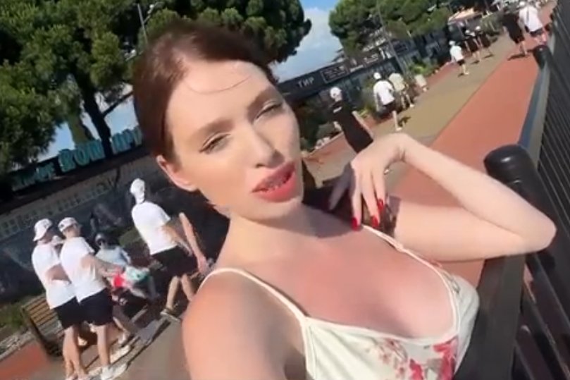 Елизавета Субботина покидает город Сочи, однако планирует вернуться в него в ближайшем будущем.