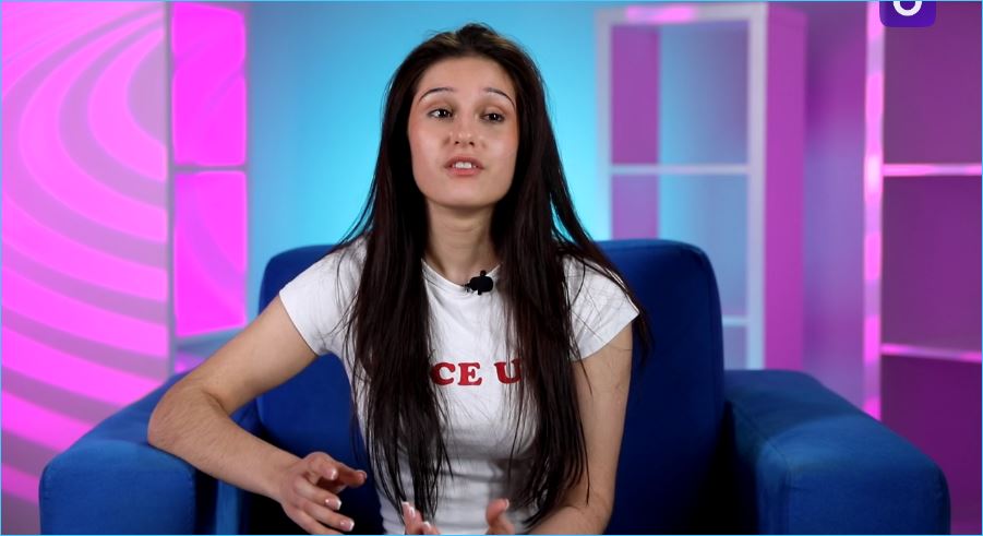 Юлия Филиппова решила остаться на проекте "Дом 2", несмотря на возникшие конфликты.