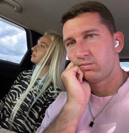Дима Луковкин ушел в отпуск на несколько дней.