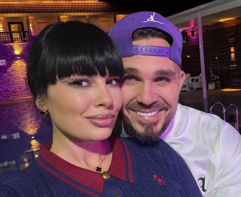 "Три фразы" - Нелли Ермолаева поделилась секретом семейной гармонии