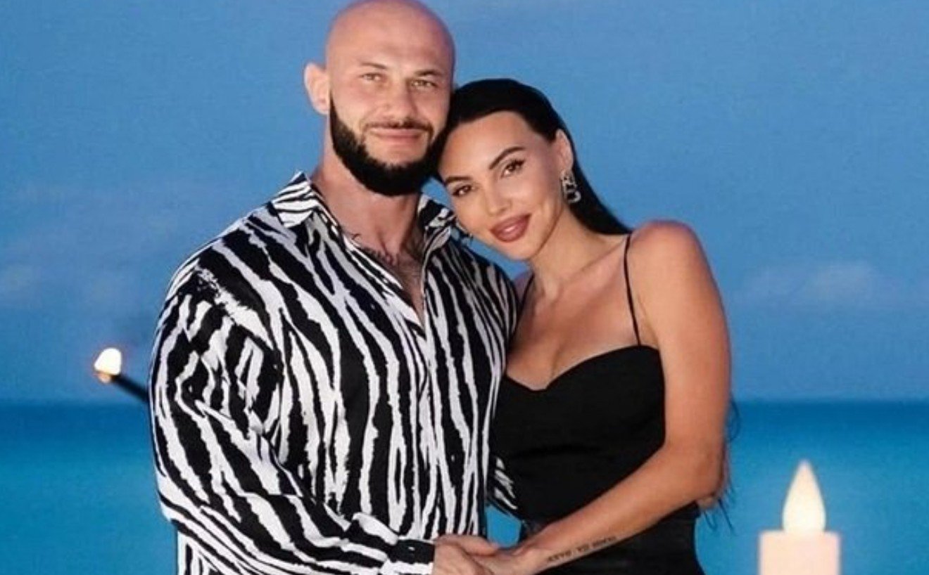 Оксана Самойлова приехала в суд со съемочной бригадой реалити-шоу