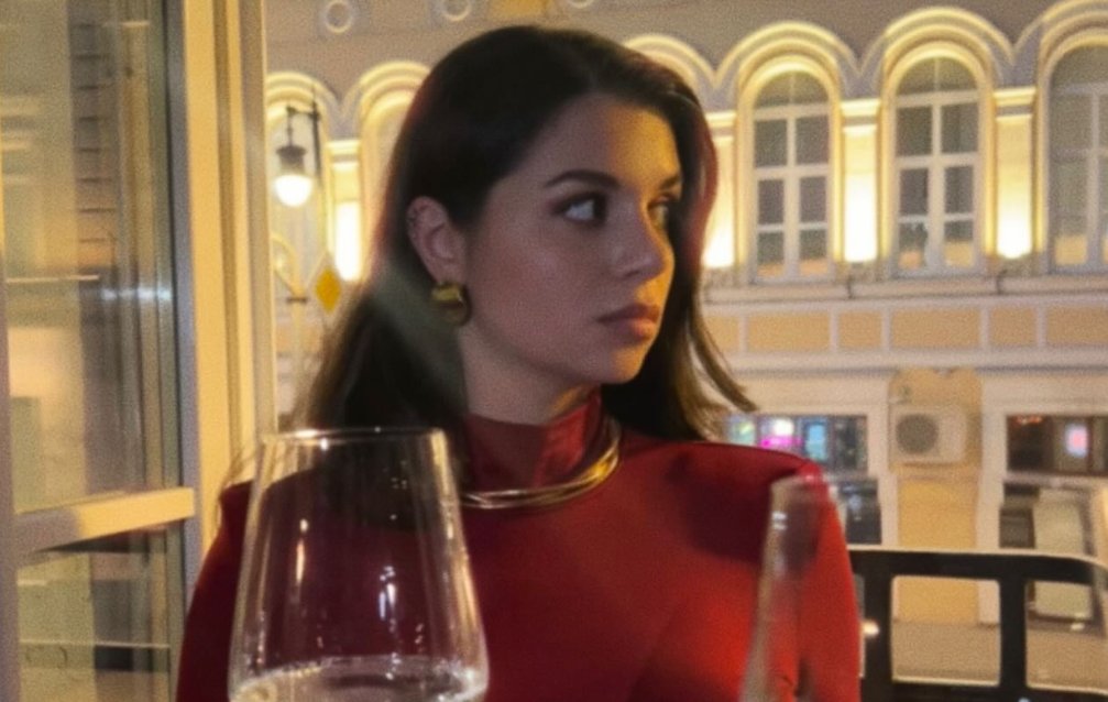 Алиана Устиненко не может выиграть суд по алиментам, как Юлия Ефременкова