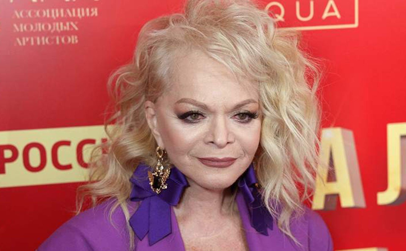 Ларисе Долиной угрожают расправой