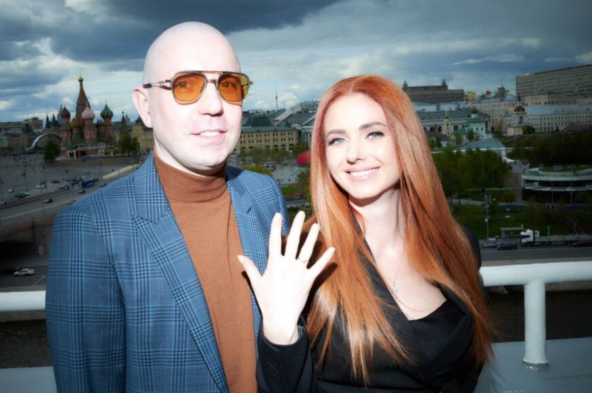 Лена Катина высказалась о "понтах" своего мужа