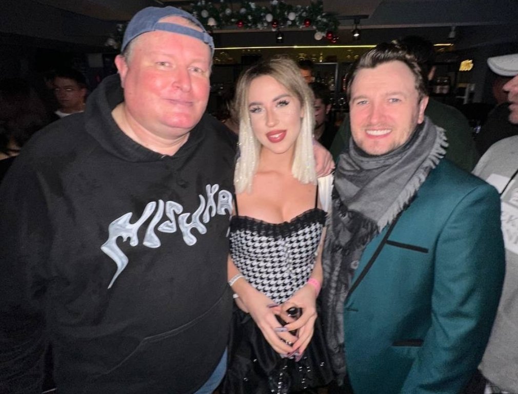 Кенели Сайкс встретилась с Владом Кадони на концерте Виты Чиковани