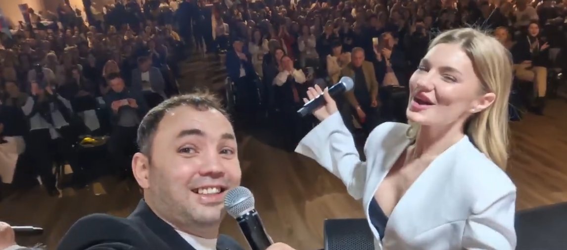 Александр Гобозов побил свой рекорд, выступая 9 часов без передышки