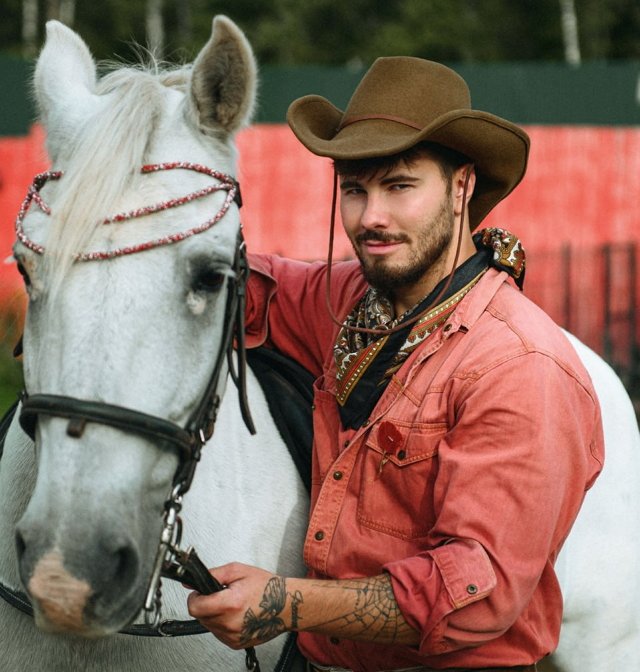 Сергей Хорошев вынужден искать нового врача