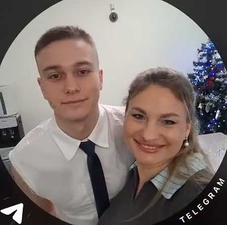 Артем и Вероника посетили родительское собрание в школе у Андрея, а потом отправились на каникулы в Беларусь