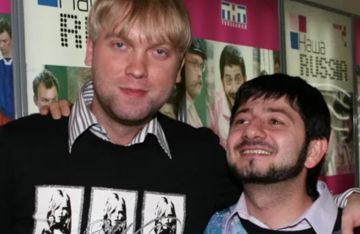 Михаил Галустян озвучил причины прекращения общения со Светлаковым