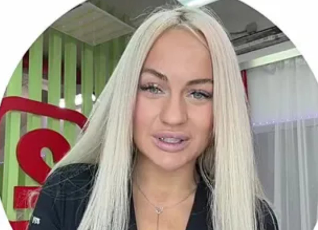 Элина Рахимова похвасталась подарком от преданных поклонников