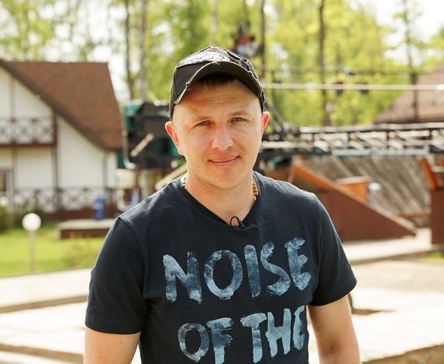 Илья Яббаров пытается привязать к себе Елену Тепловодскую