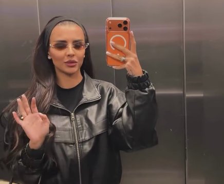 Кристина Бухынбалтэ спасается от наглых поклонников в сети