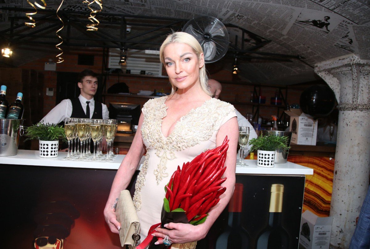 Анастасия Волочкова и мачеха Ариадны опровергли слухи о намечающемся разводе