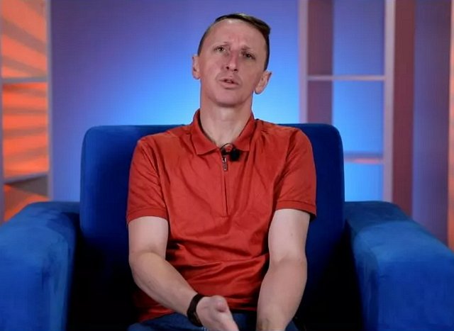 Альберт Гракович проводит время в компании Элины Рахимовой