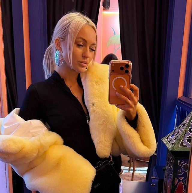 У Элины Рахимовой новый партнёр по рекламе