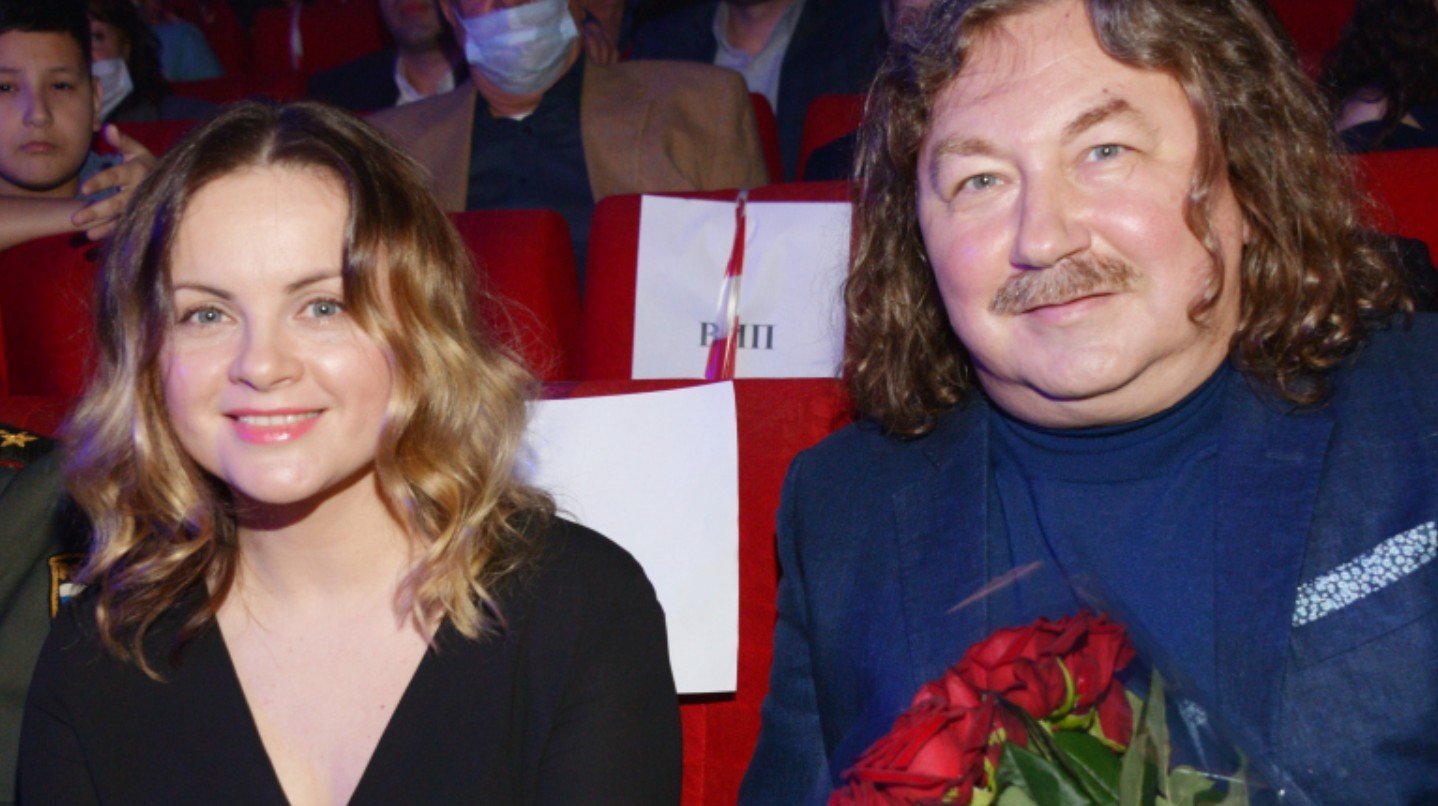 Игоря Николаева уговаривают вернуться к Наташе Королевой