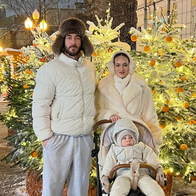 Салибеков запрещает жене и сыну ночевать в своей квартире