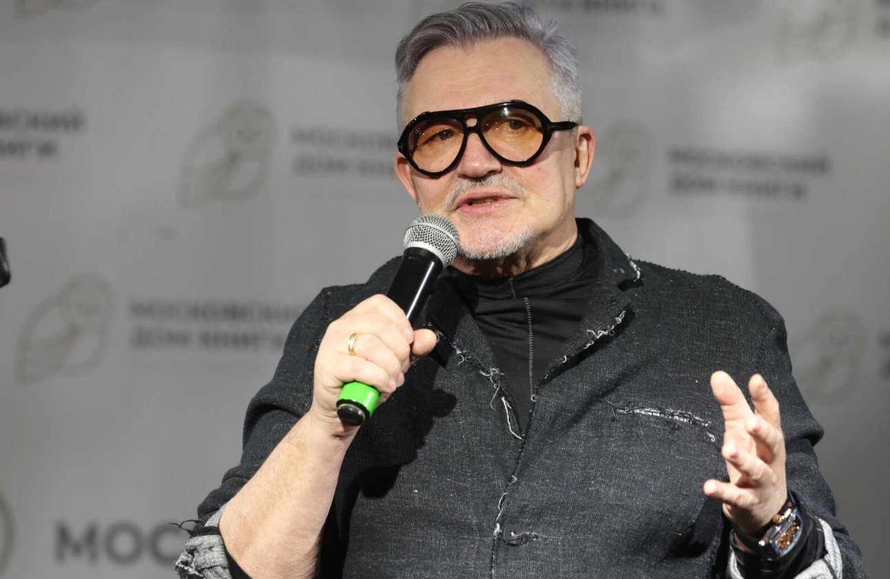 Дмитрий Дибров раскрыл личность своей новой избранницы