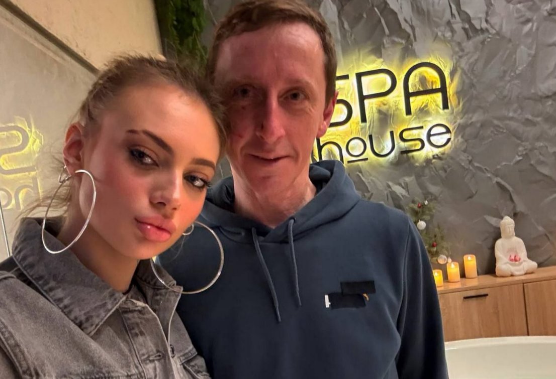 Ксения Карпова с нетерпением ждет встречи с Альбертом Граковичем в спа-салоне.