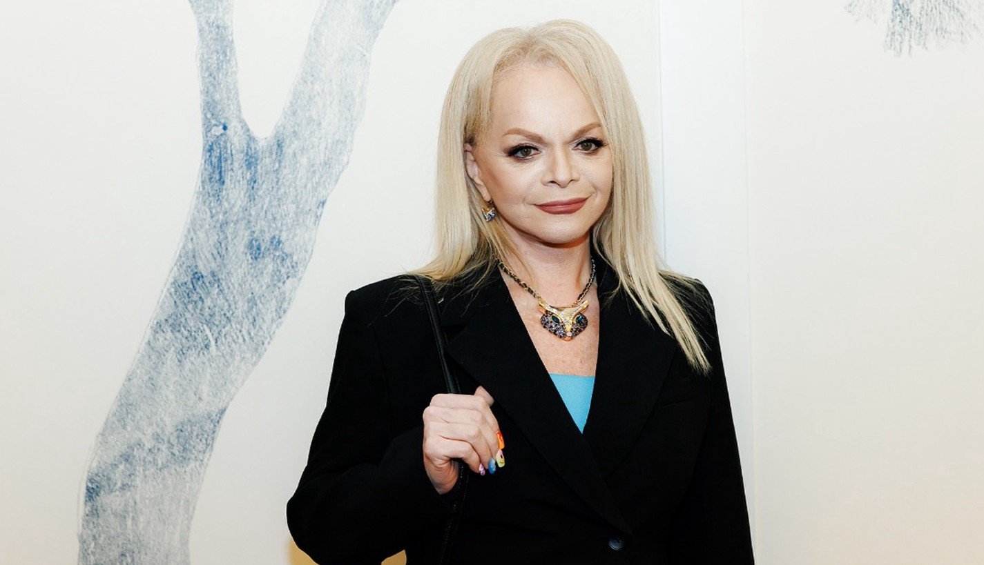 Директор Ларисы Долиной опроверг отмену ее юбилейного концерта