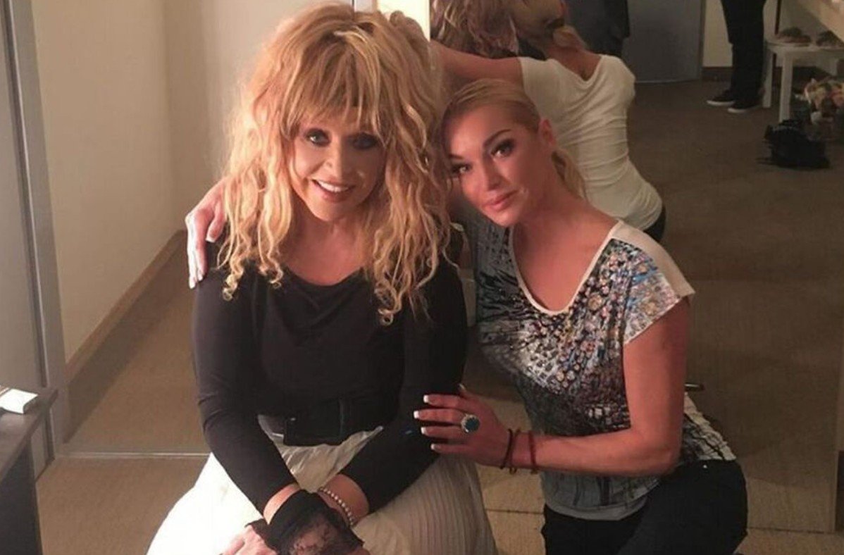 Анастасия Волочкова призналась в общении с Аллой Пугачевой