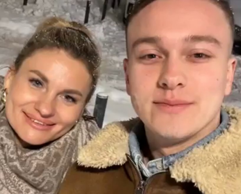 Артём Гавришов хотел бы попасть с Вероникой Гракович на "Титаник"