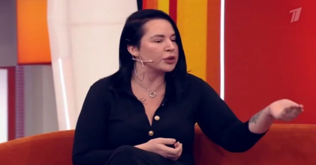 В третьем выпуске "Пусть говорят" про Сашу Черно её сестра рассказала семейную тайну