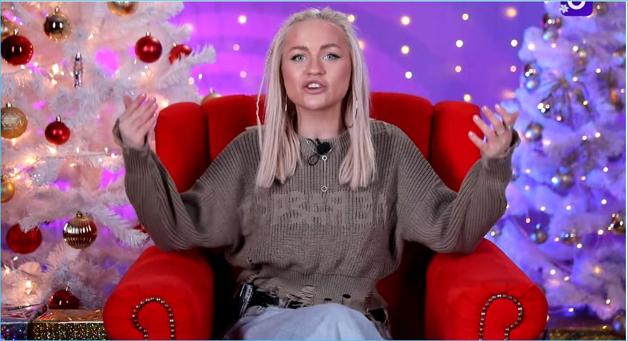 Элина Рахимова уверяет, что без отношений она расцветает