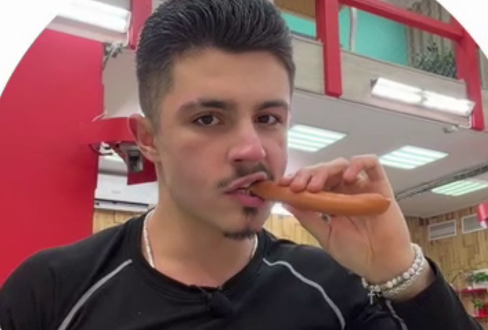 Никита Гуранда жалеет о том, что научил Рахимову готовить