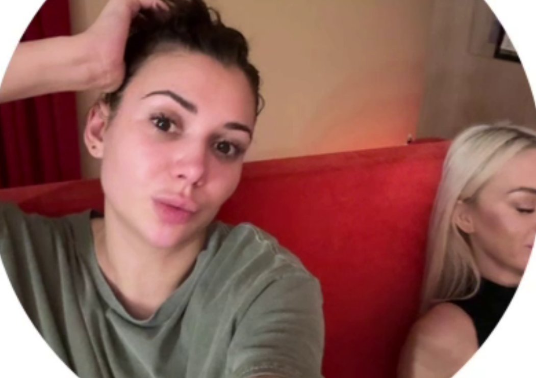 Елена Тепловодская и Катя Квашникова переехали в женскую спальню