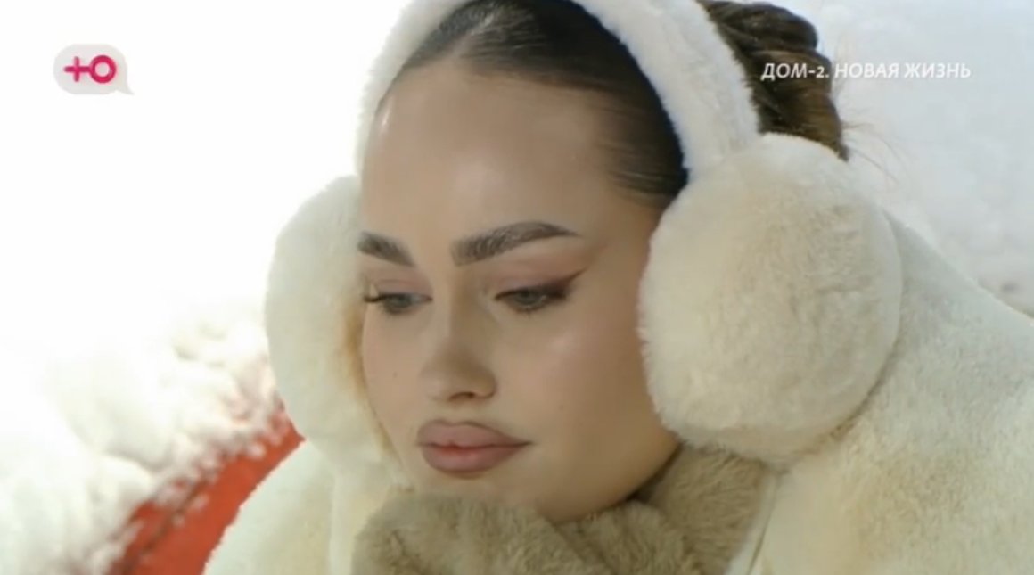 Виктория Салибекова чувствует, что она навязывает своему отцу общение с внуком