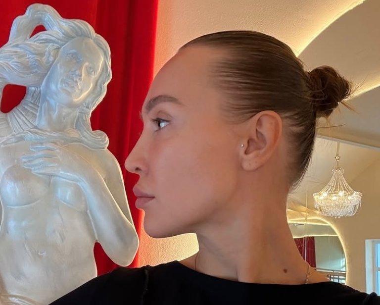 Лиза Полыгалова выяснила, почему ей заблокировали карты