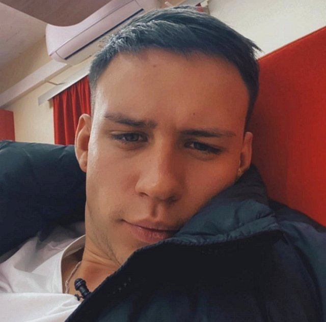 Бывший участник Дома-2 Иван Синцов бомжует по подъездам