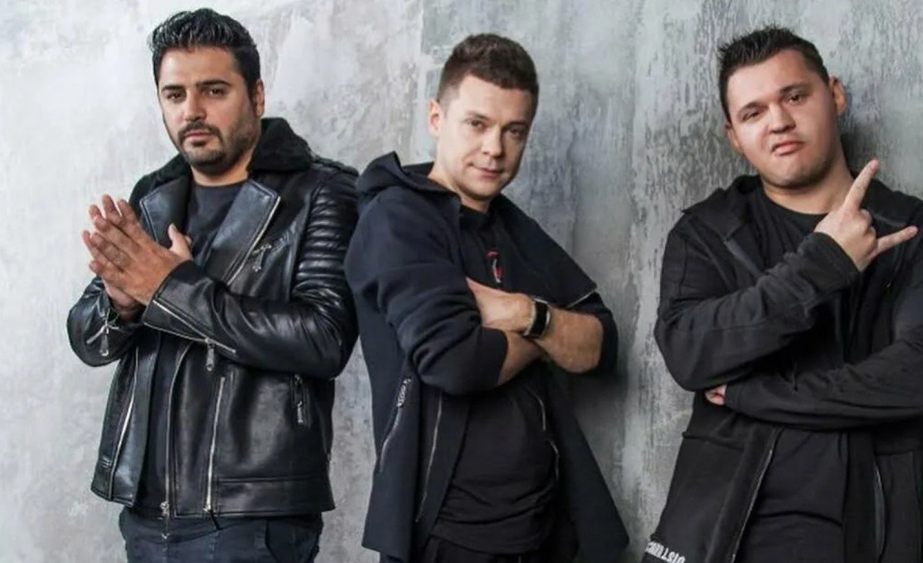 Участники группы "Корни" принесли извинения бывшему коллеге