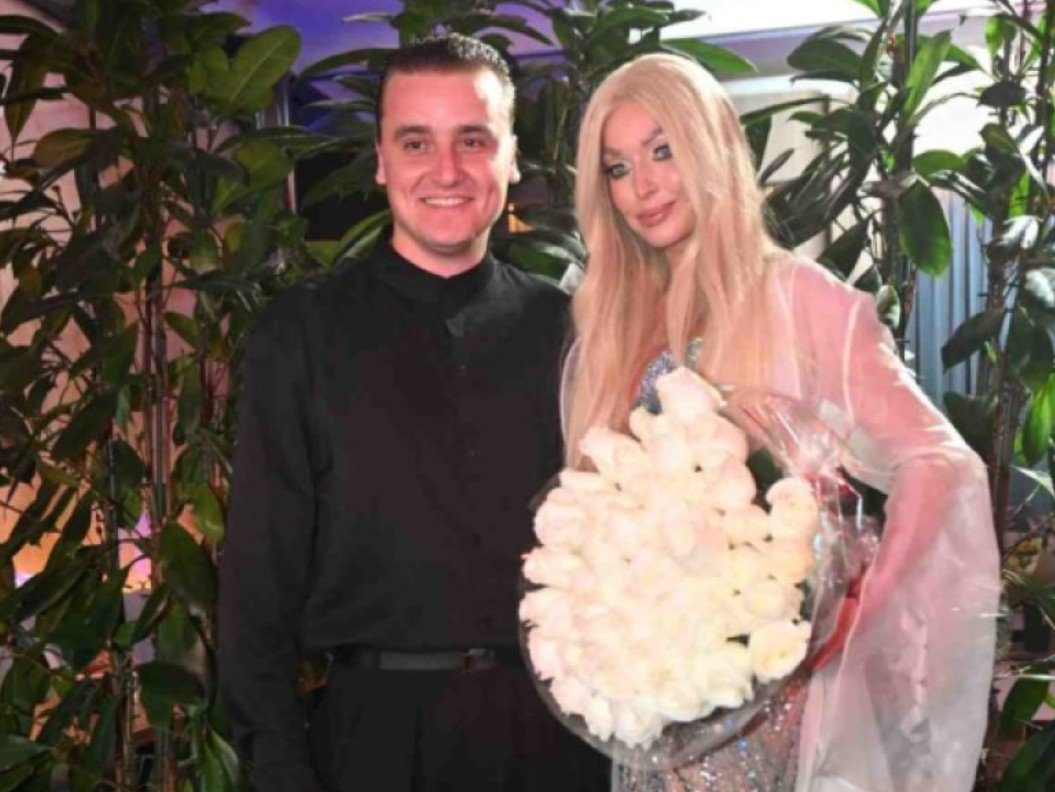 Анастасия Волочкова подтвердила слухи о своих романтических отношениях с танцором