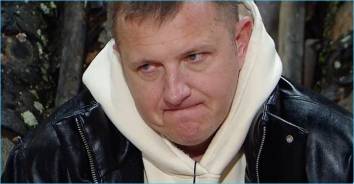 Илья Яббаров, узнав о проблемах Алены Рапунцель, зовет её с Богданом в Таиланд