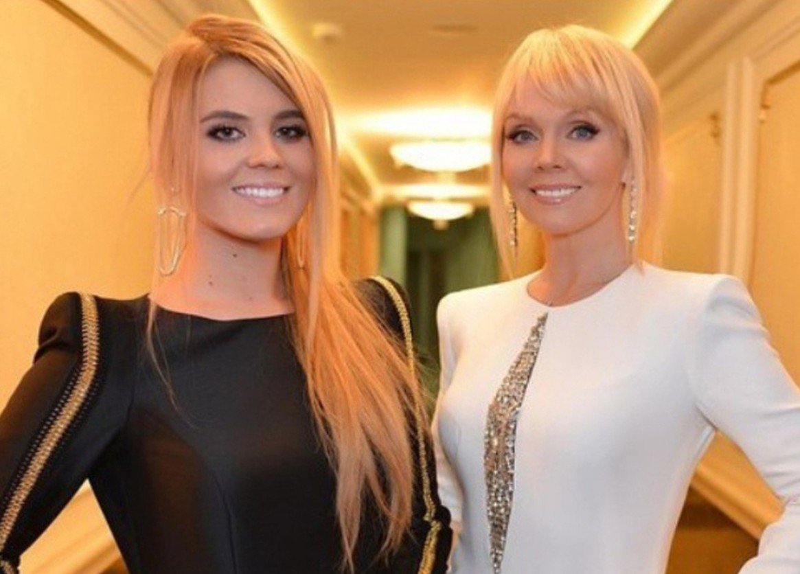 Дочь певицы Валерии объяснила свой переезд в Дубай