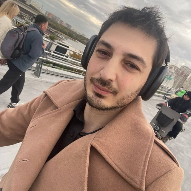 Иосиф Оганесян продолжает обманывать своих фанатов