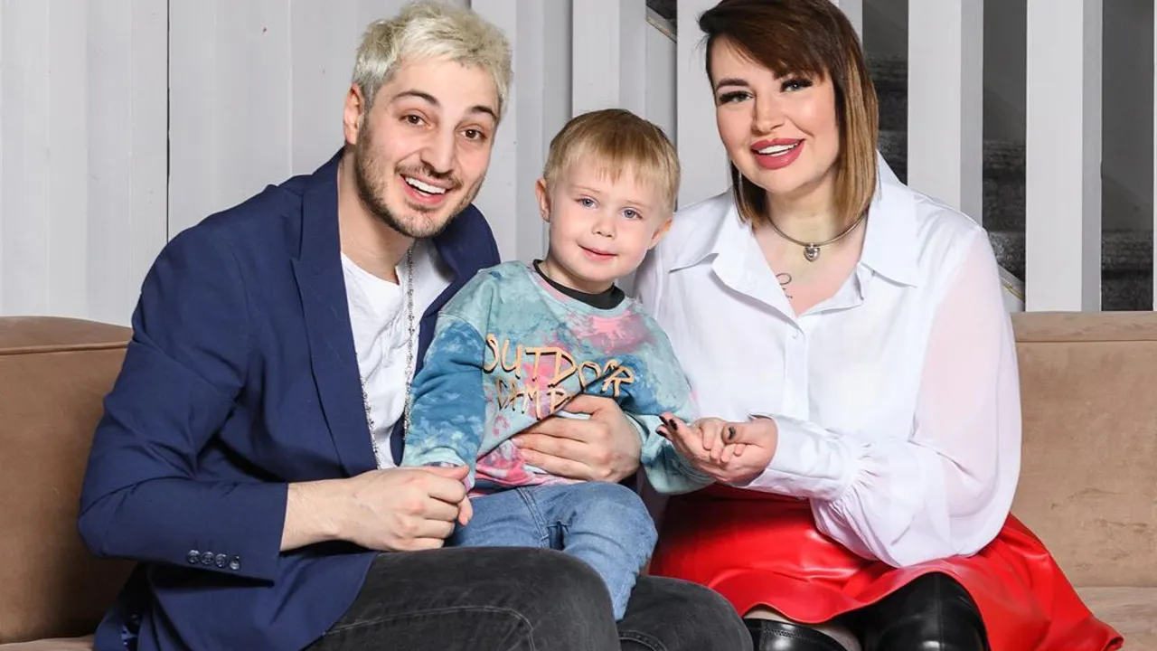 Саша Чepнo ищет няню и жалуется на плохое поведение сына