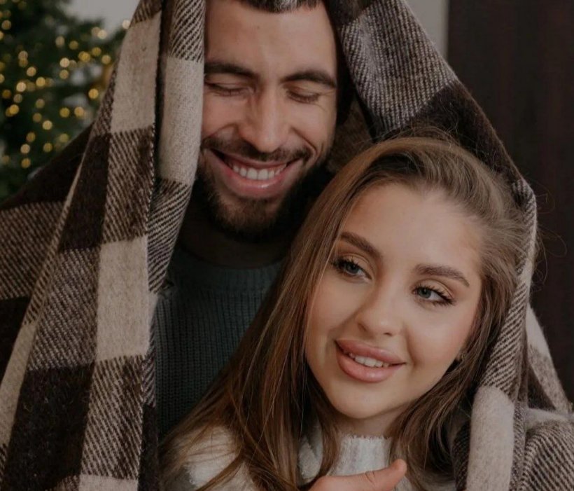 Игорь Григорьев нашел "жениха" для своей собаки Оливы