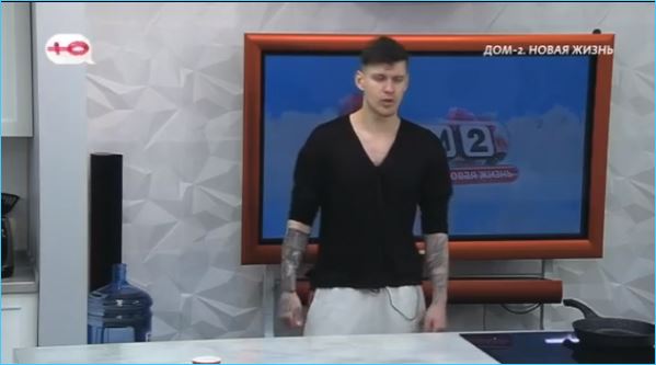 За стремление научить танцевать Степан Карпов получил в лоб