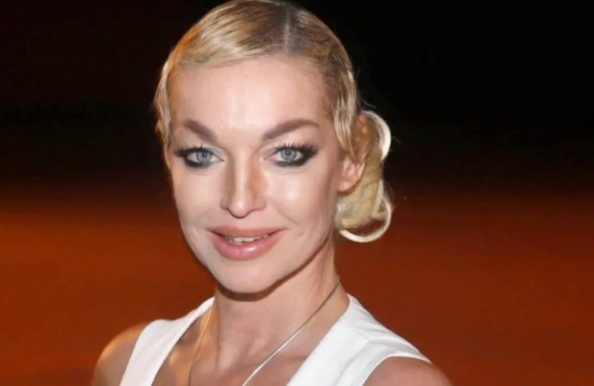 Анастасия Волочкова "обрушилась" на телевизионщиков