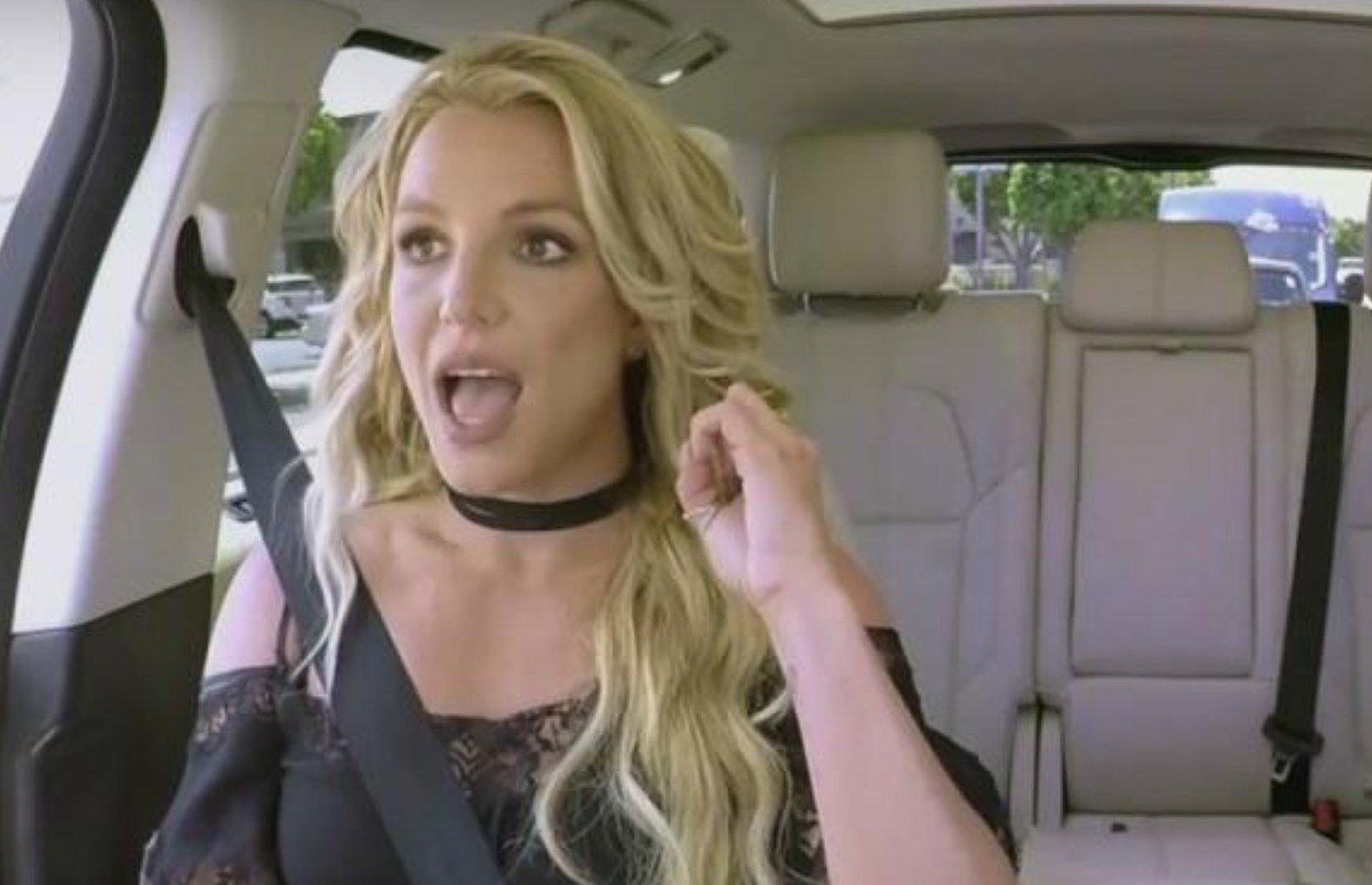 Бритни Спирс угодила в тюремную камеру