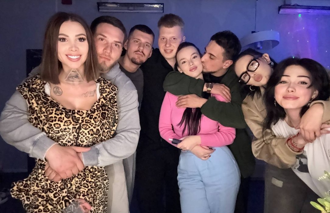 Светлана Прель предсказывает новые разборки Рахимовой и Ермакович за "корону"