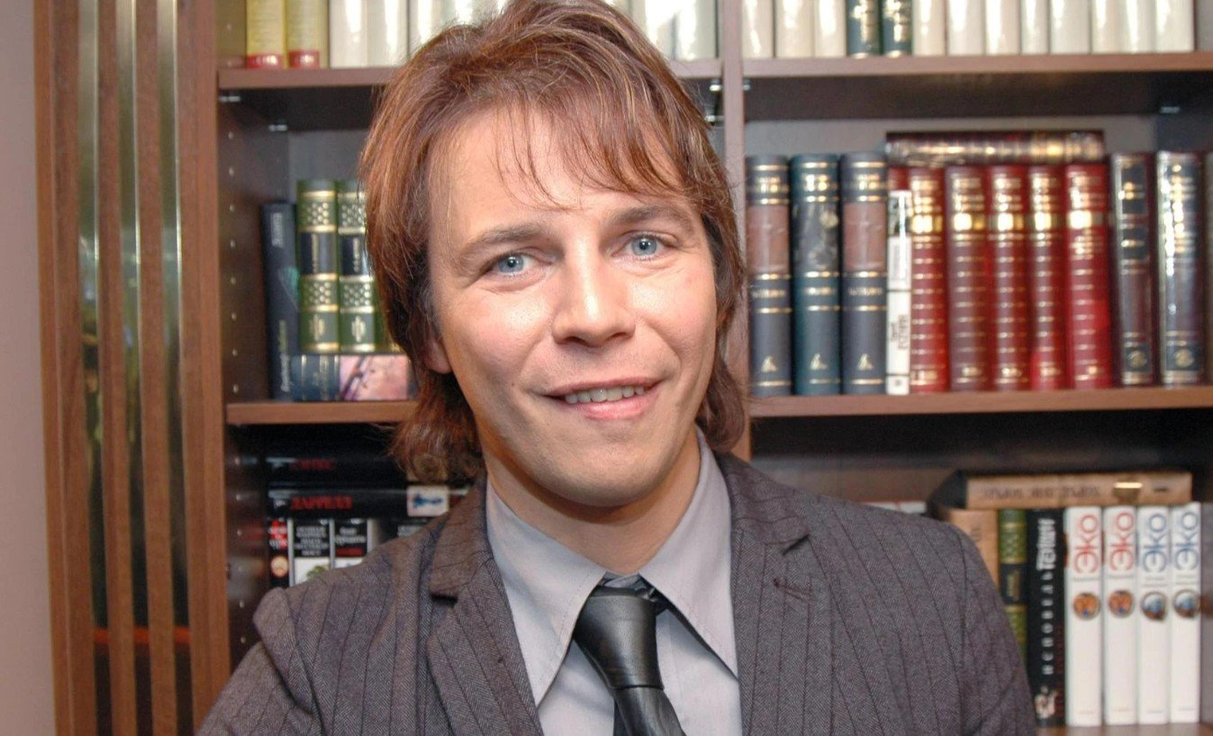 Илья Лагутенко продолжает зарабатывать в России