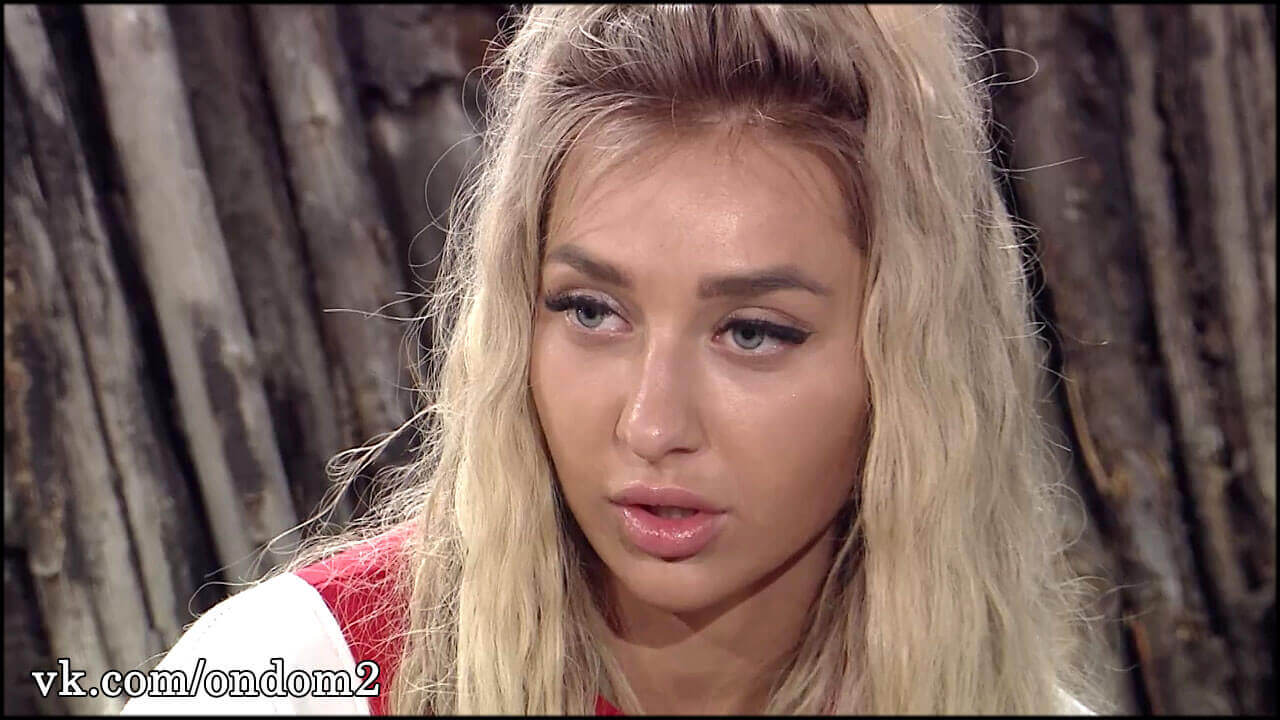 Настя Стецевьят поздравила мужа Максима Колесникова с днем рождения