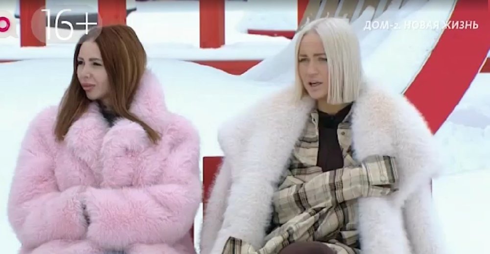 Элина Рахимова и Клавдия Безверхова спорят, кто из них больший провокатор