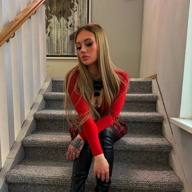 Ксения Карпова: Разговаривала с юристом